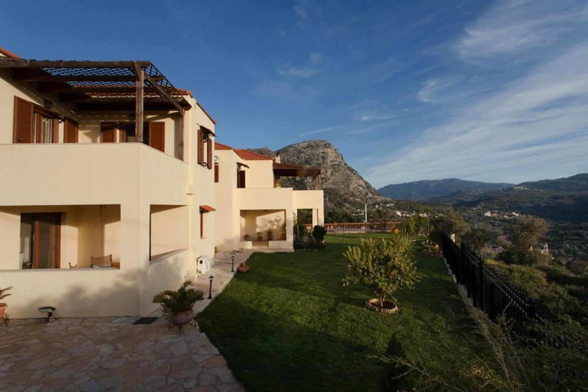 Louloudis Villa Spílion Екстериор снимка